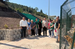 Hayvanseverlerden Yeni Bakımevine Ziyaret